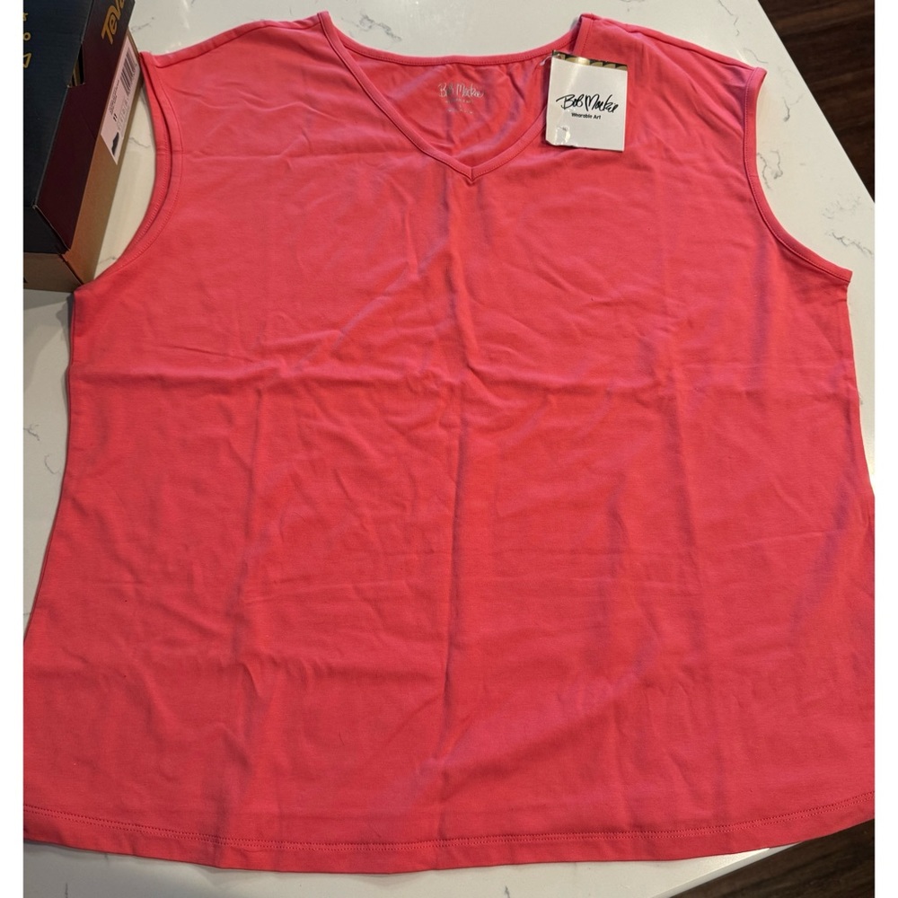 Bob Mackie Wearable Art Pink Sleeveless Shirt  Tank Top Size XL NWT